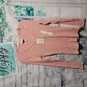 Womens long Sleeve Scoop Neck T-Shirt